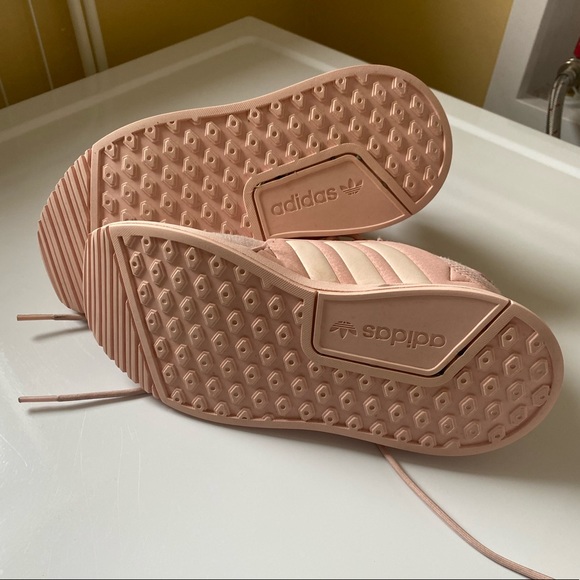 Pink Adidas size youth 4 - Picture 8 of 10